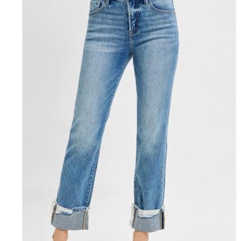 Risen Cuffed Jeans