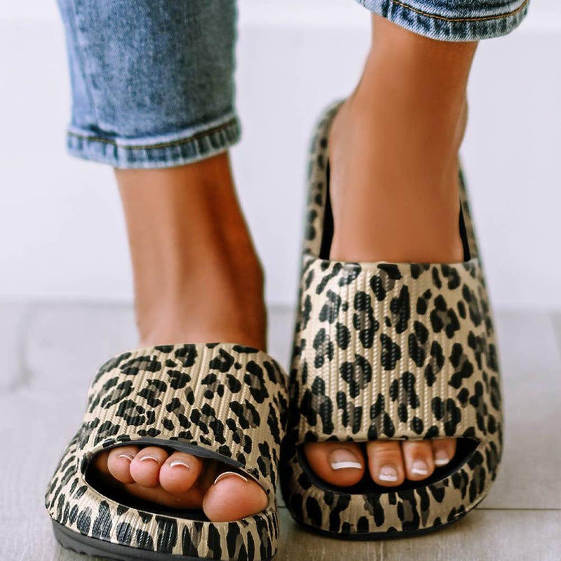 Leopard Sliders