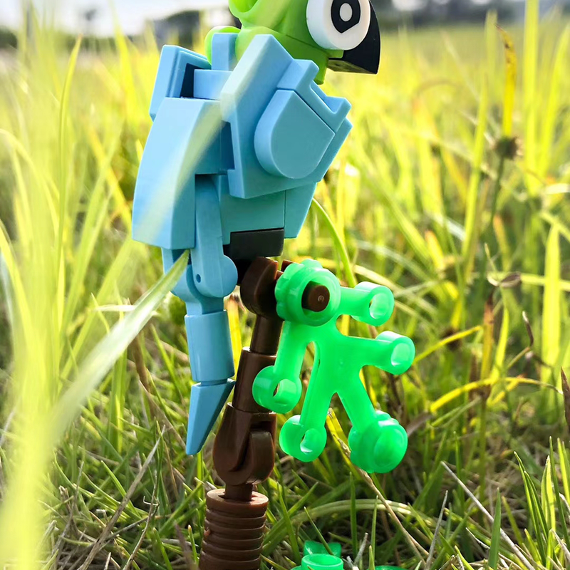 New Builder Assortment 12-in-1 Display Building Brick Set