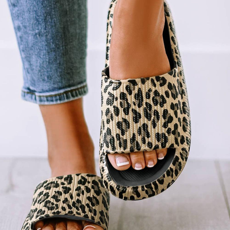 Leopard Sliders